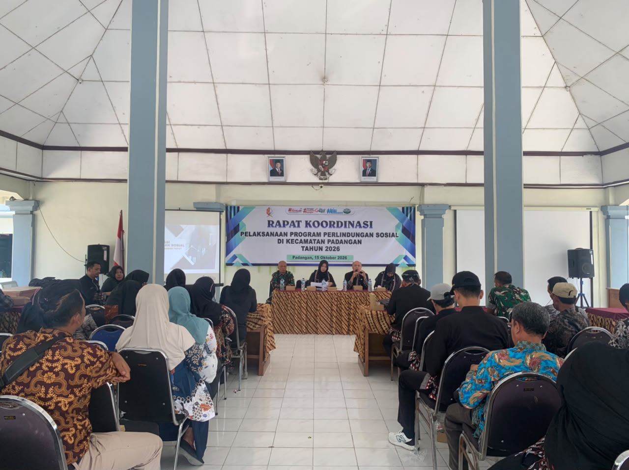 RAPAT KOORDINASI PELAKSANAAN PROGRAM PERLINSOS KECAMATAN PADANGAN TAHUN 2026