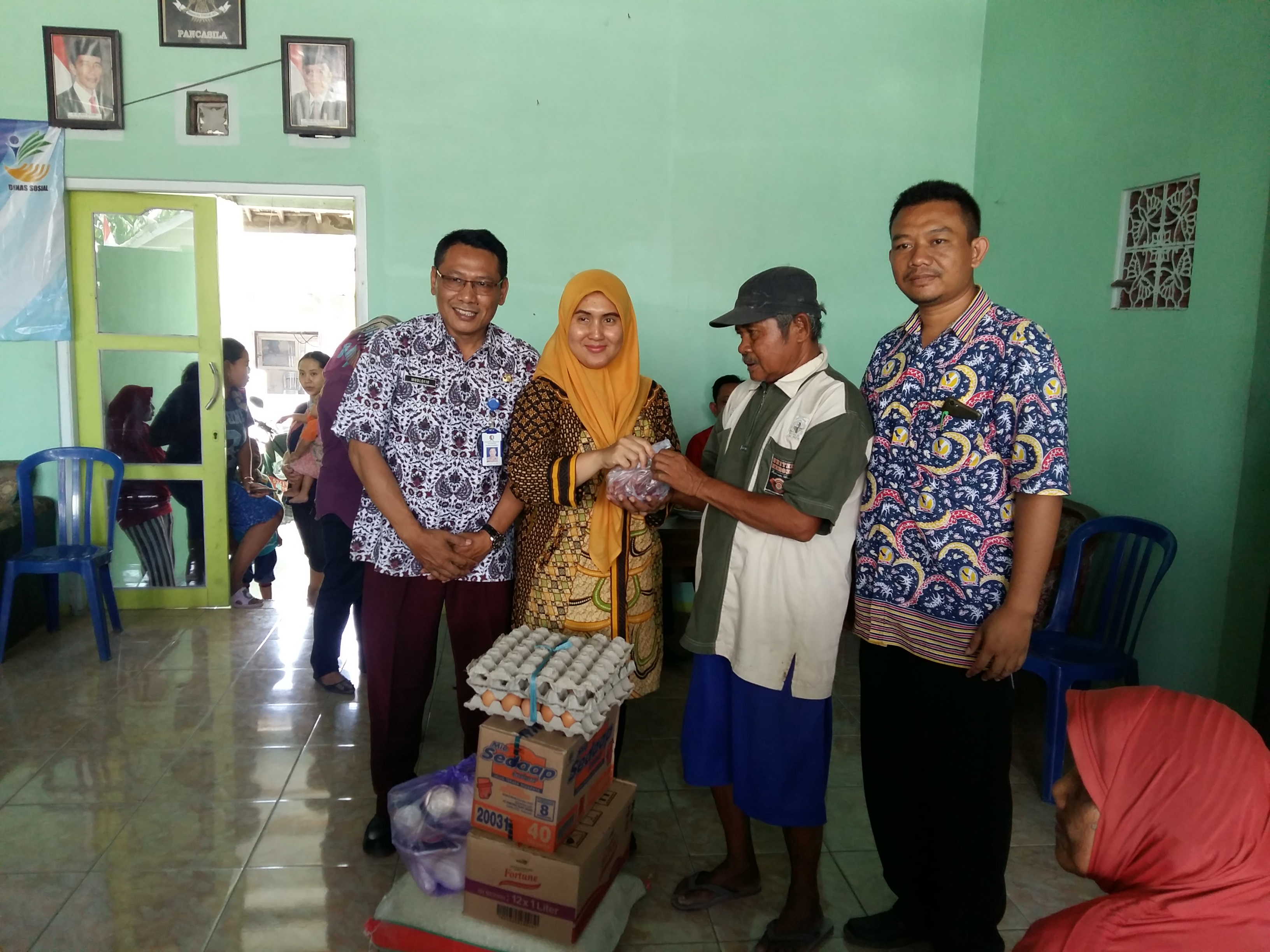 PENCAIRAN BANTUAN ASISTENSI LANJUT USIA